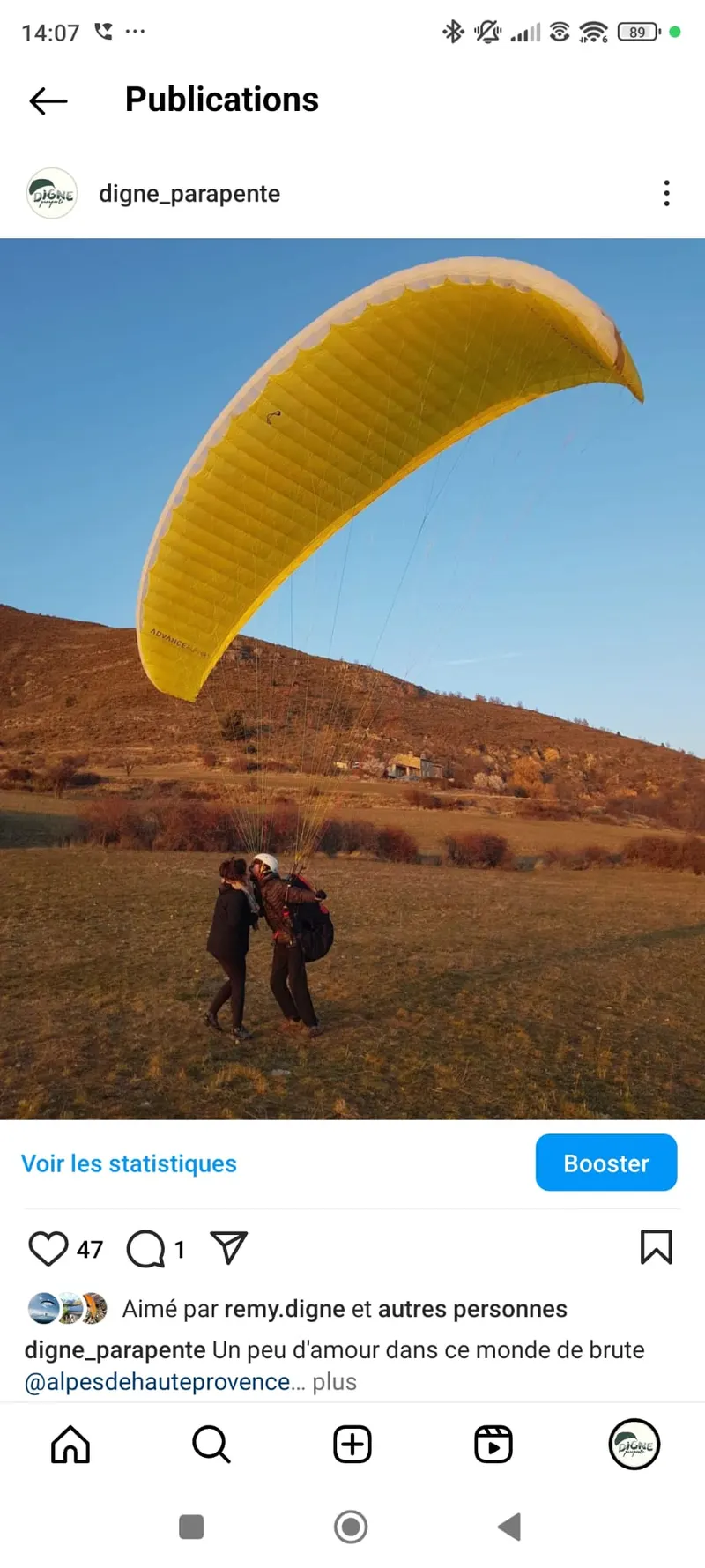 Antonin & Joana, moniteur de parapente à Digne-les-Bains