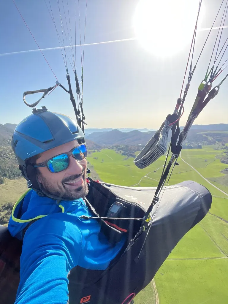 Micka, moniteur de parapente à Digne-les-Bains